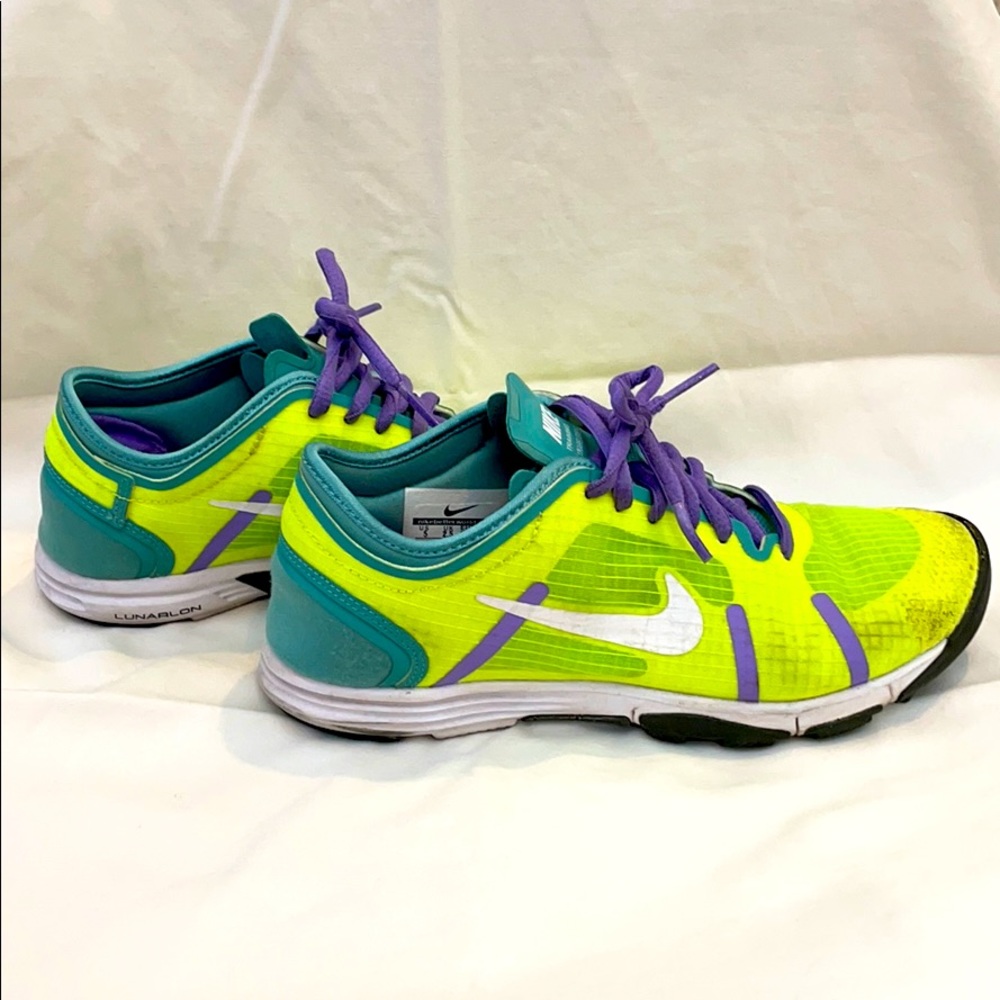 Nike lunarlon training shoe